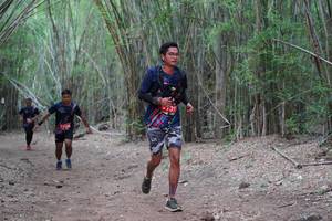 BIB: 731, 710
                            <button type="button" onclick="openModal(4123624)" class="btn btn-primary btn-sm float-right btn-popup" data-toggle="modal" data-target=".modal-high-quality">
                        <i class="fas fa-shopping-cart"></i> Add to Cart
                    </button>
                                            <button type="button" onclick="isThisMe(4123624, true)" class="btn btn-success btn-sm float-right btn-popup btn-isme hidden" data-toggle="tooltip" data-placement="bottom" title="นี่คือรูปของคุณใช่ไหม คลิกที่นี่เพื่อเอาเข้าอัลบั้ม">
                        <i class="fas fa-plus"></i> Add to album
                    </button>
                    <button type="button" onclick="isThisMe(4123624, false)" class="btn btn-warning btn-sm float-right btn-popup btn-isnotme hidden">
                        <i class="fas fa-ban"></i> Remove from album
                    </button>